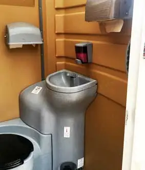Portable-Restroom-Boudoir